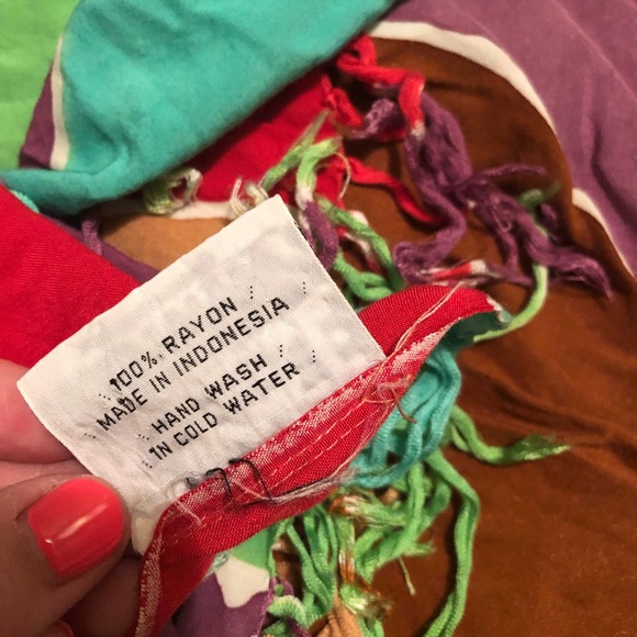 Vintage 100% rayon Made in Indonesia Sarong/beach coverup. By brand Koochee. - Picture 2 of 7